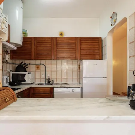 The Concierge - Center Apartment *