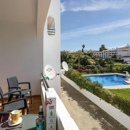 The Concierge - Center Apartment *